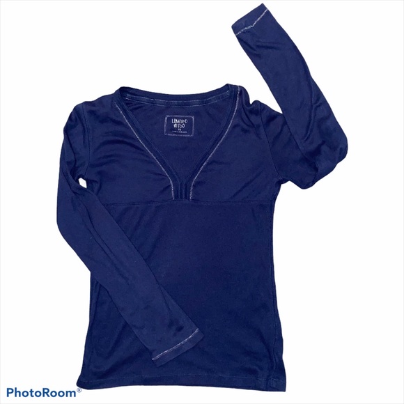 LIMITED TOO long sleeved navy top girls size 16.